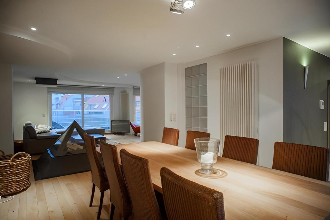 Big And Comfortable Triplex In Knokke 外观 照片